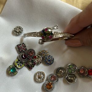 Elegant 1 Silver Bracelet with Interchangeable 22 Charms